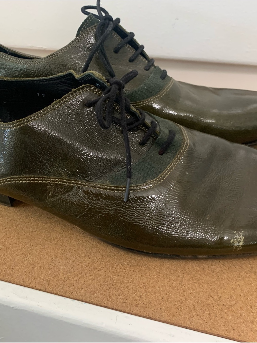 Vintage The Generic Man Men's Olive Green Leather Lace-Up Dress Shoes Sz. 44.5 - Picture 2 of 8